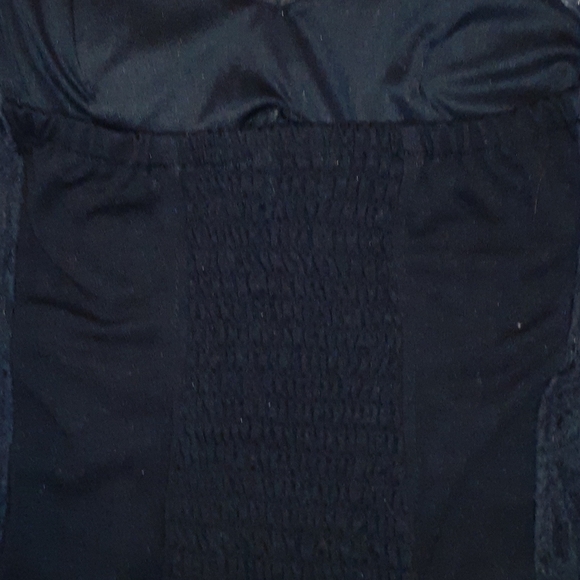 Top - Picture 4 of 5